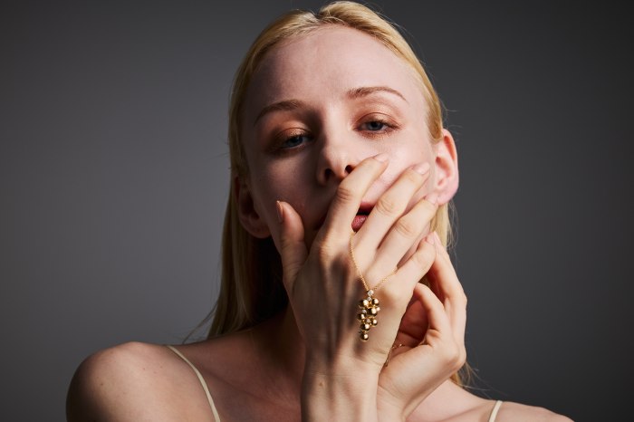 First Steps to Becoming a Professional&nbsp;Model